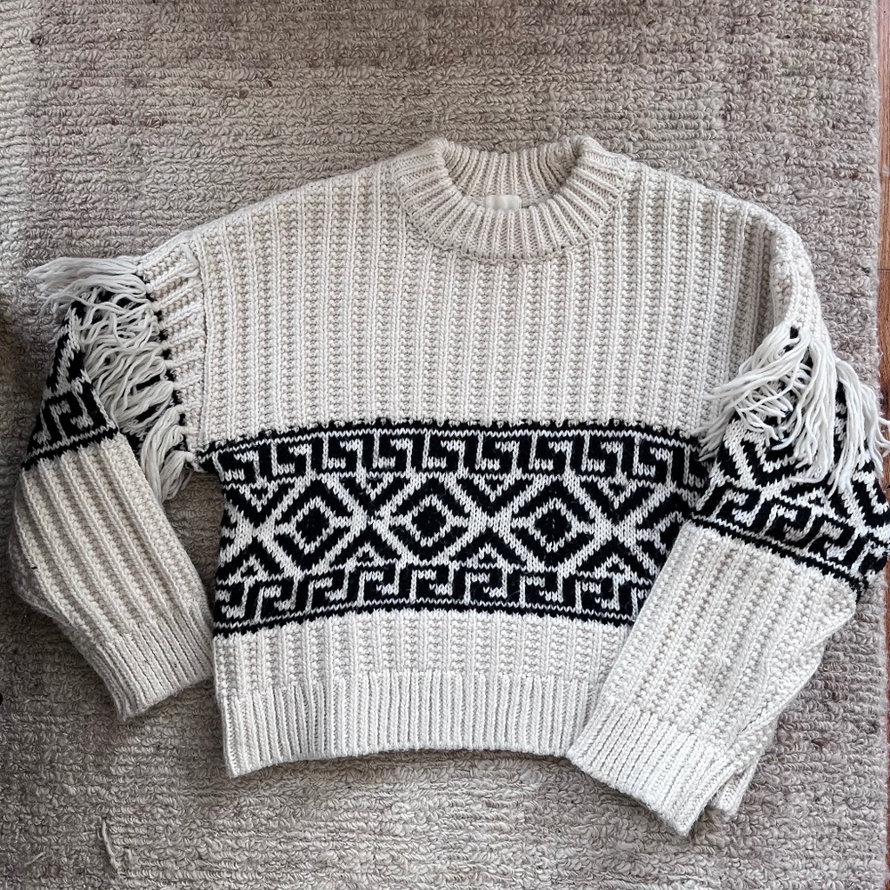 H&M fringe-detail sweater size medium